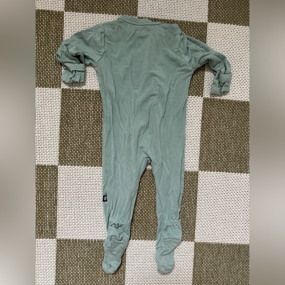 Kyte Baby zippered footie VGUC 0-3month - Picture 2 of 3
